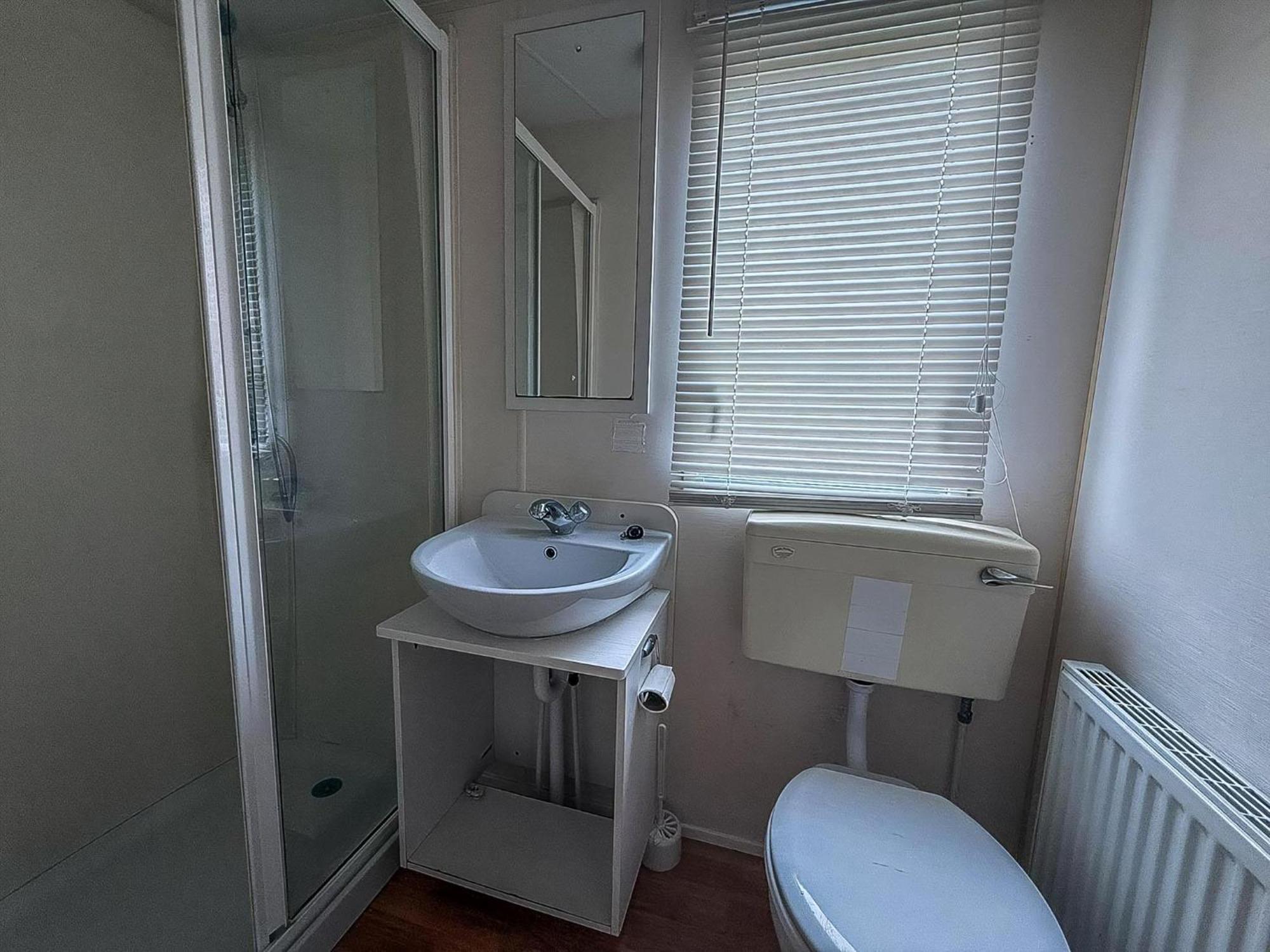 Great 8 Berth Caravan For Hire At St Osyth Beach In Essex Ref 28123Gc 클랙톤온씨 외부 사진